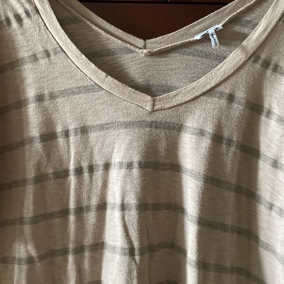 Splendid cotton top, tone on tone stripe - Picture 3 of 9